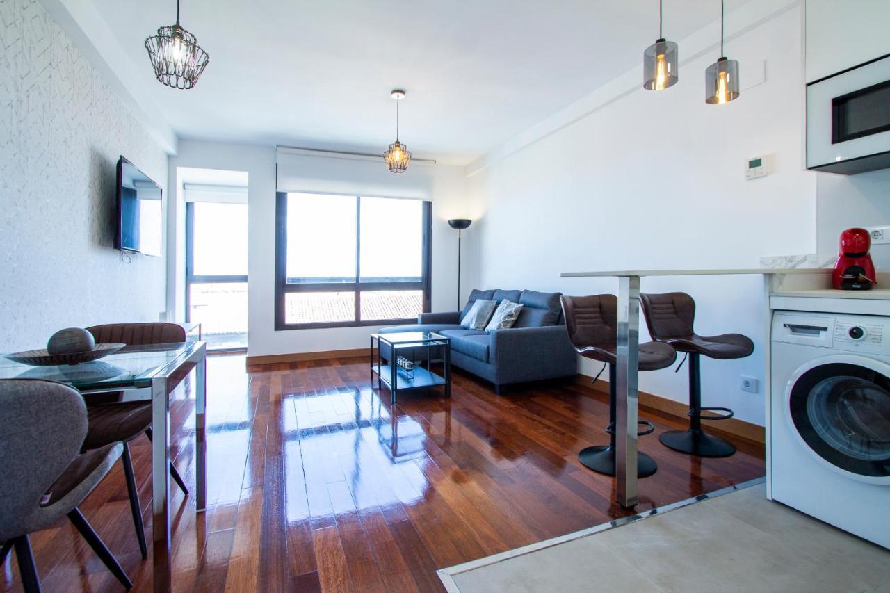 Apartamentos Castilla Luz Business Madrid Extérieur photo