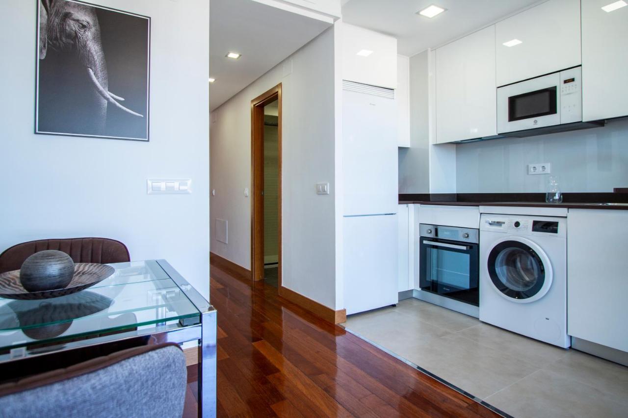 Apartamentos Castilla Luz Business Madrid Extérieur photo