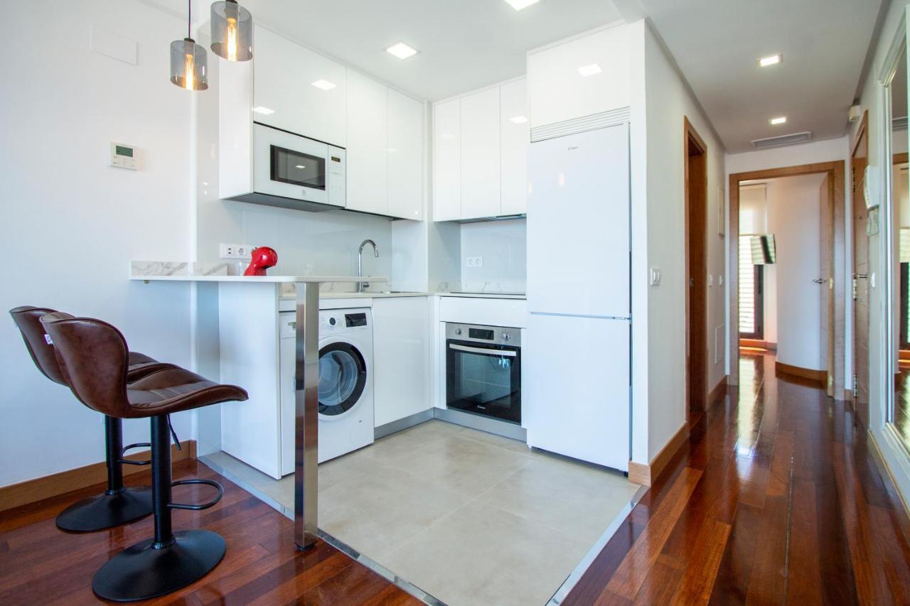 Apartamentos Castilla Luz Business Madrid Extérieur photo