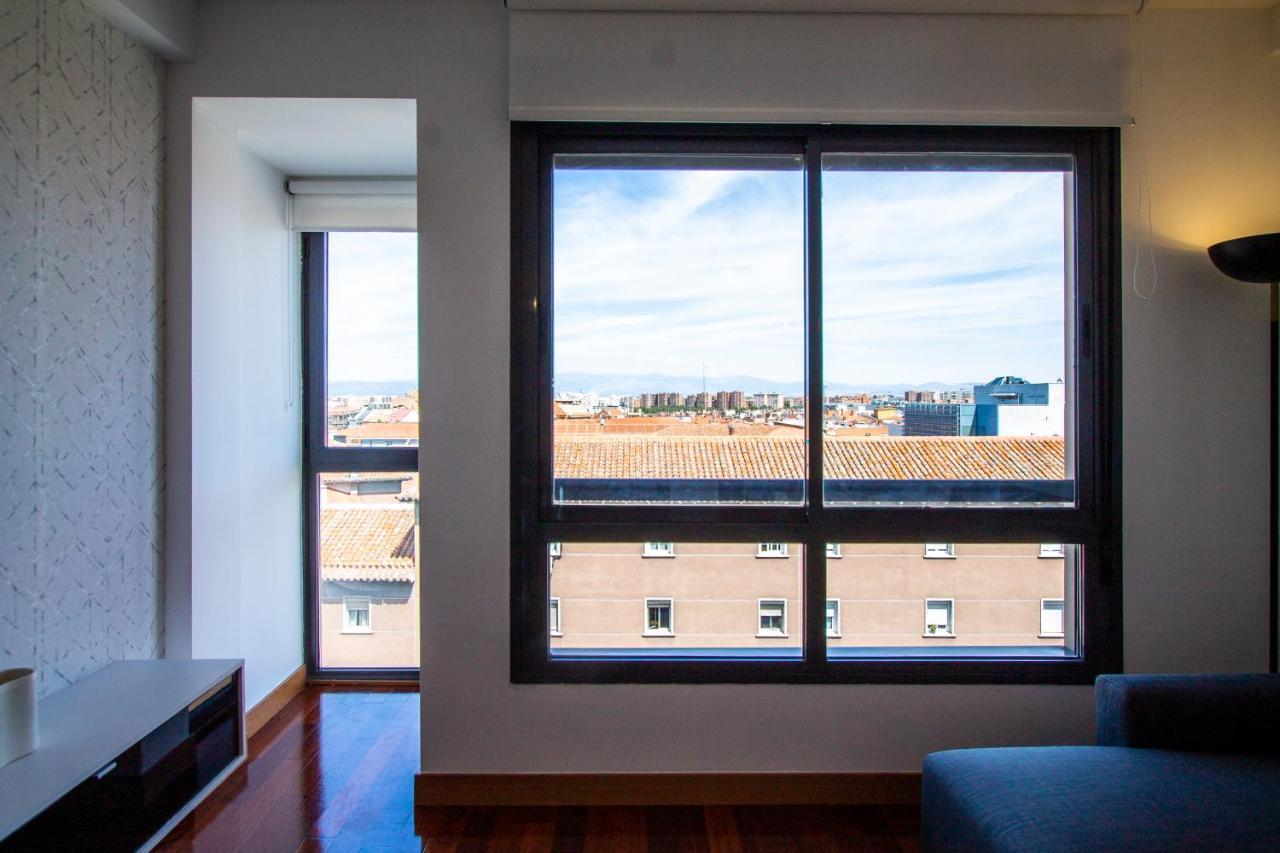Apartamentos Castilla Luz Business Madrid Extérieur photo