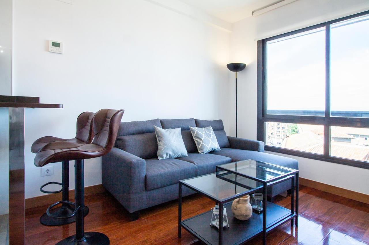 Apartamentos Castilla Luz Business Madrid Extérieur photo
