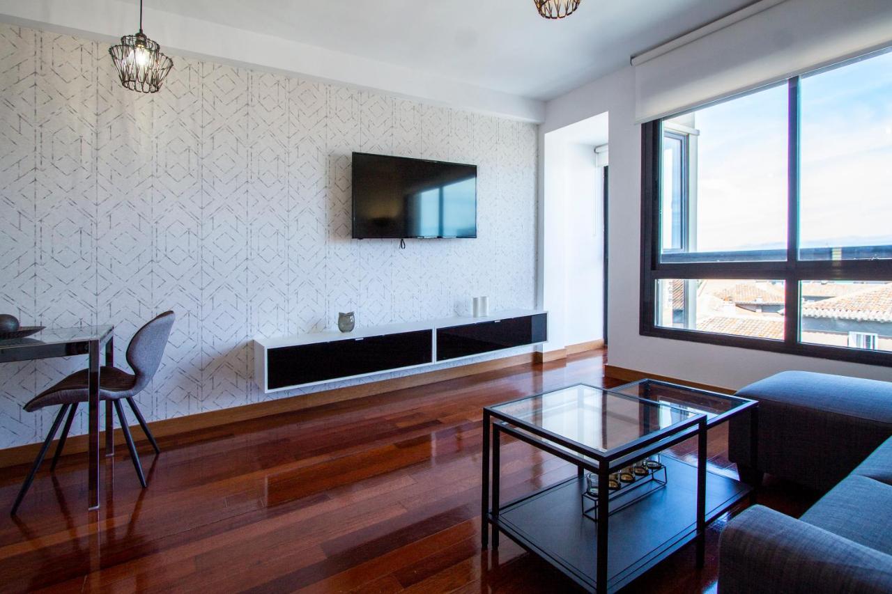 Apartamentos Castilla Luz Business Madrid Extérieur photo