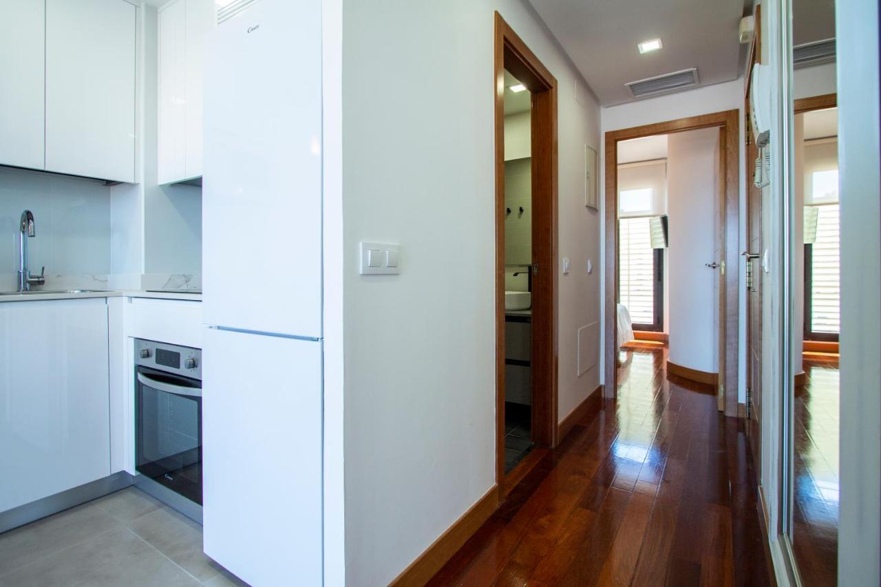 Apartamentos Castilla Luz Business Madrid Extérieur photo